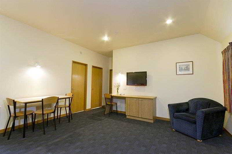 Asure Christchurch Classic Motel & Apartments מראה חיצוני תמונה