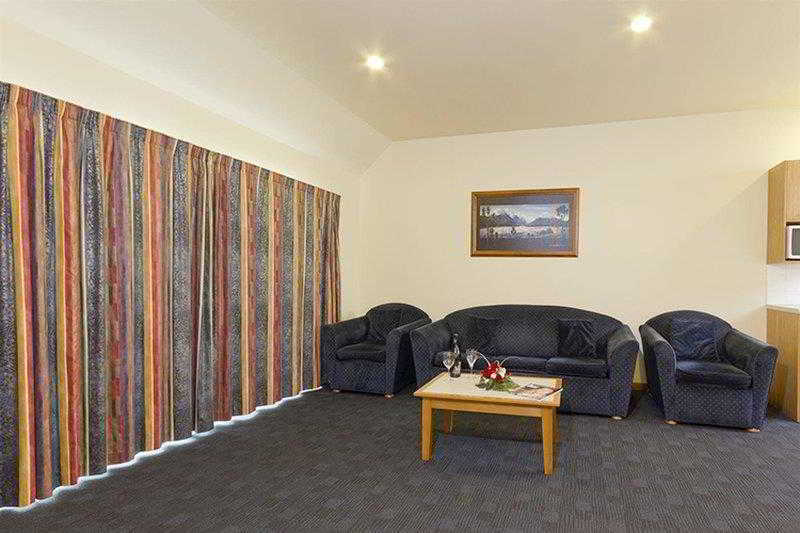 Asure Christchurch Classic Motel & Apartments מראה חיצוני תמונה